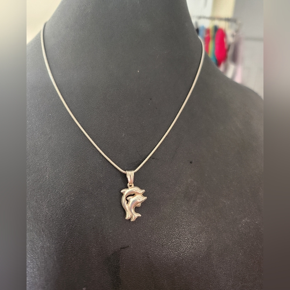 925 Sterling Silver necklace with dolphins pendant